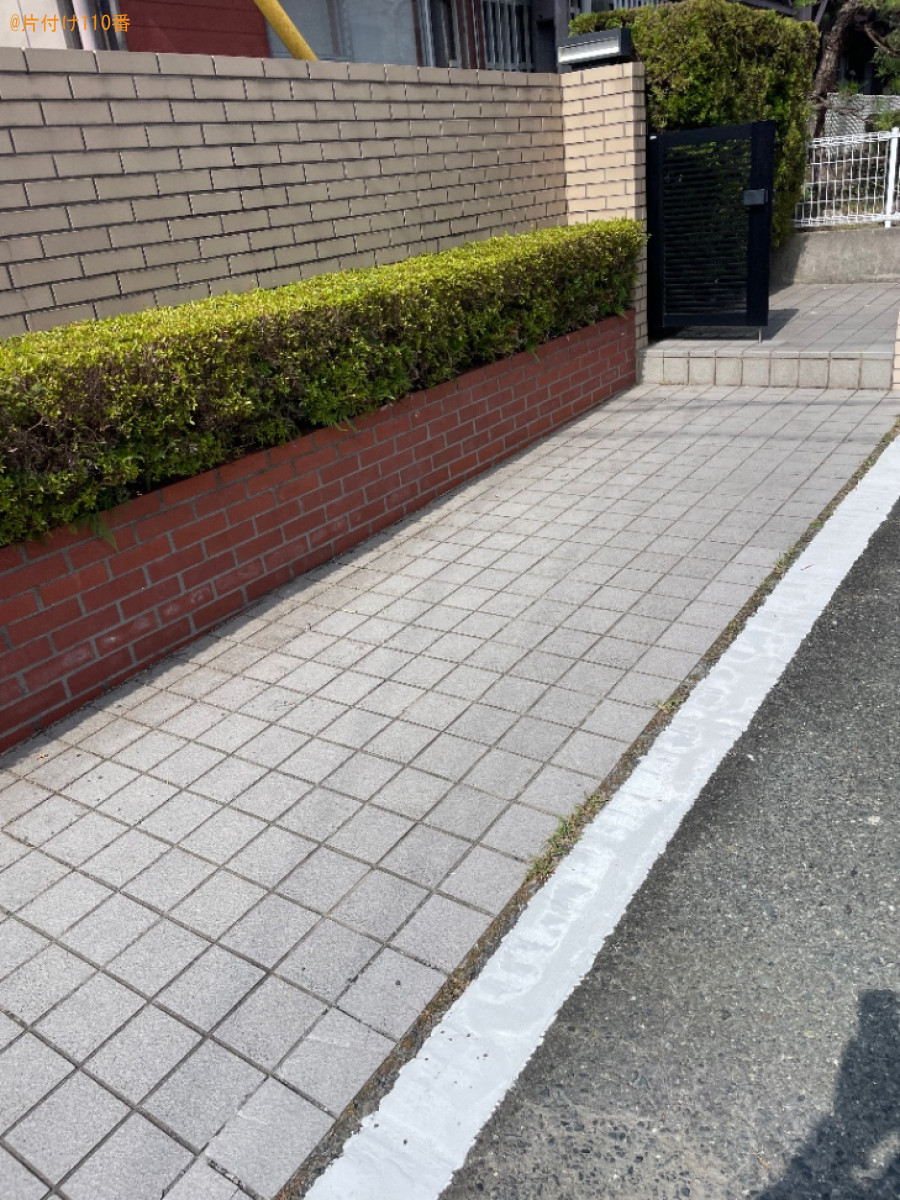 フロアマットの回収とハウスクリーニング、草刈り作業ご依頼